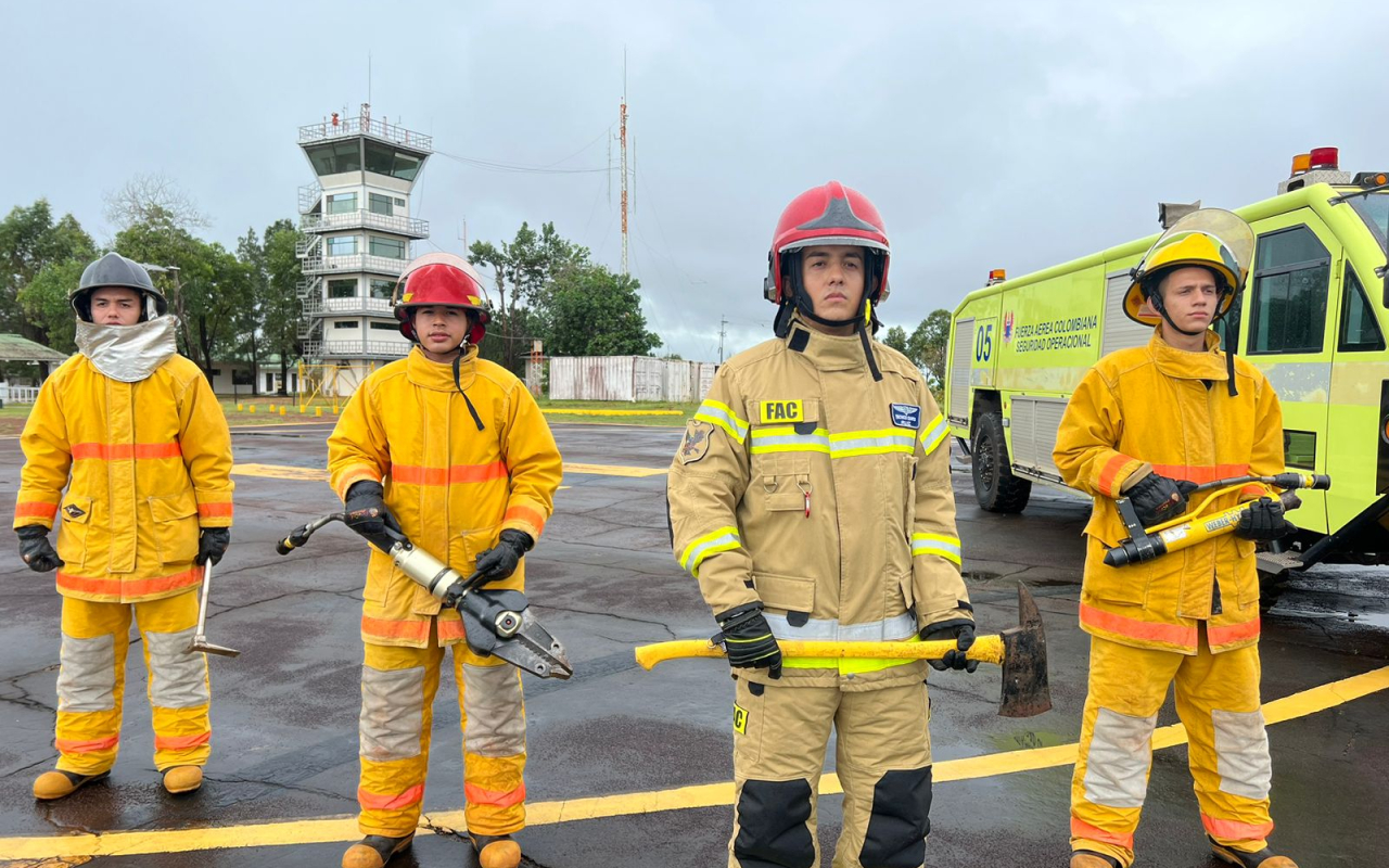 Entrenamientos para proteger el oriente colombiano de emergencias por fuego en Vichada
