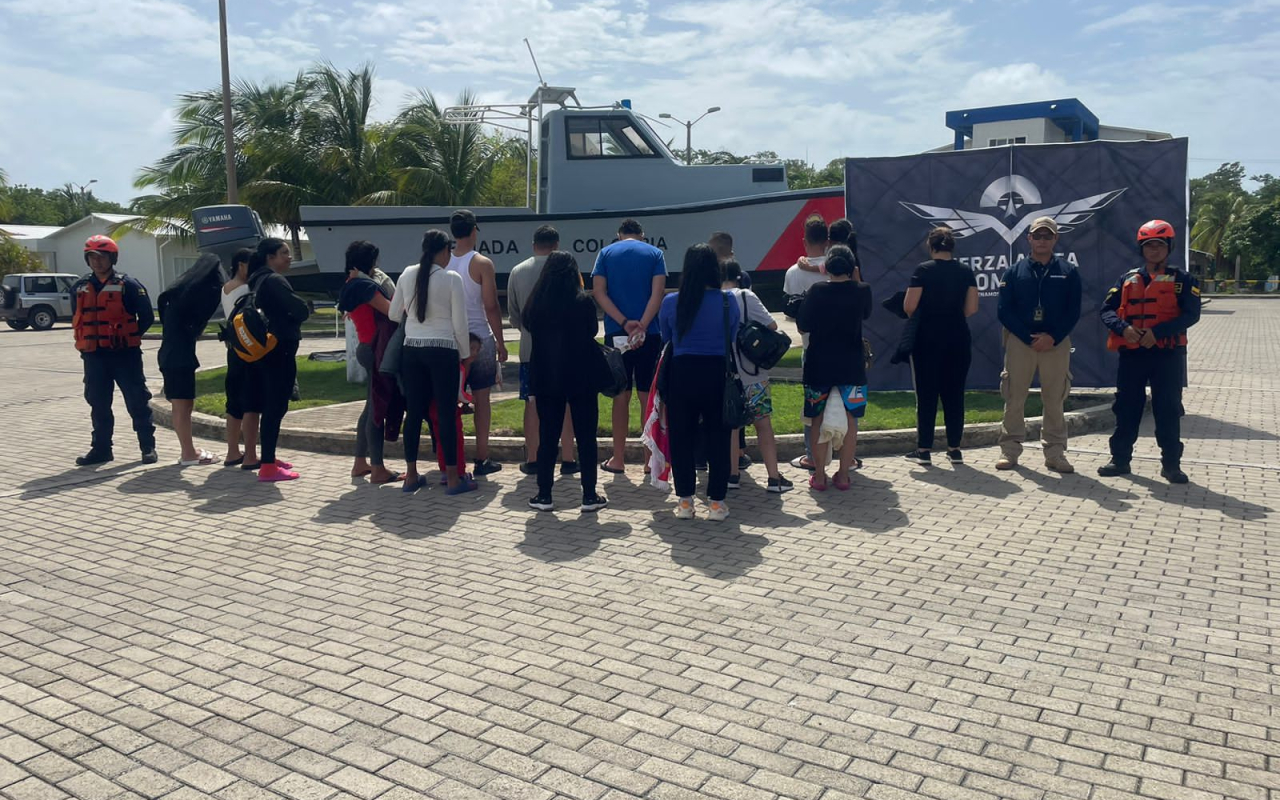 Fuerzas militares interceptan embarcación con 41 migrantes en San Andrés