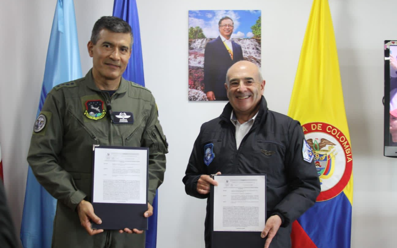 Aeronáutica Civil y FAC firman convenio Interadministrativo para fortalecer las operaciones aereas en Colombia