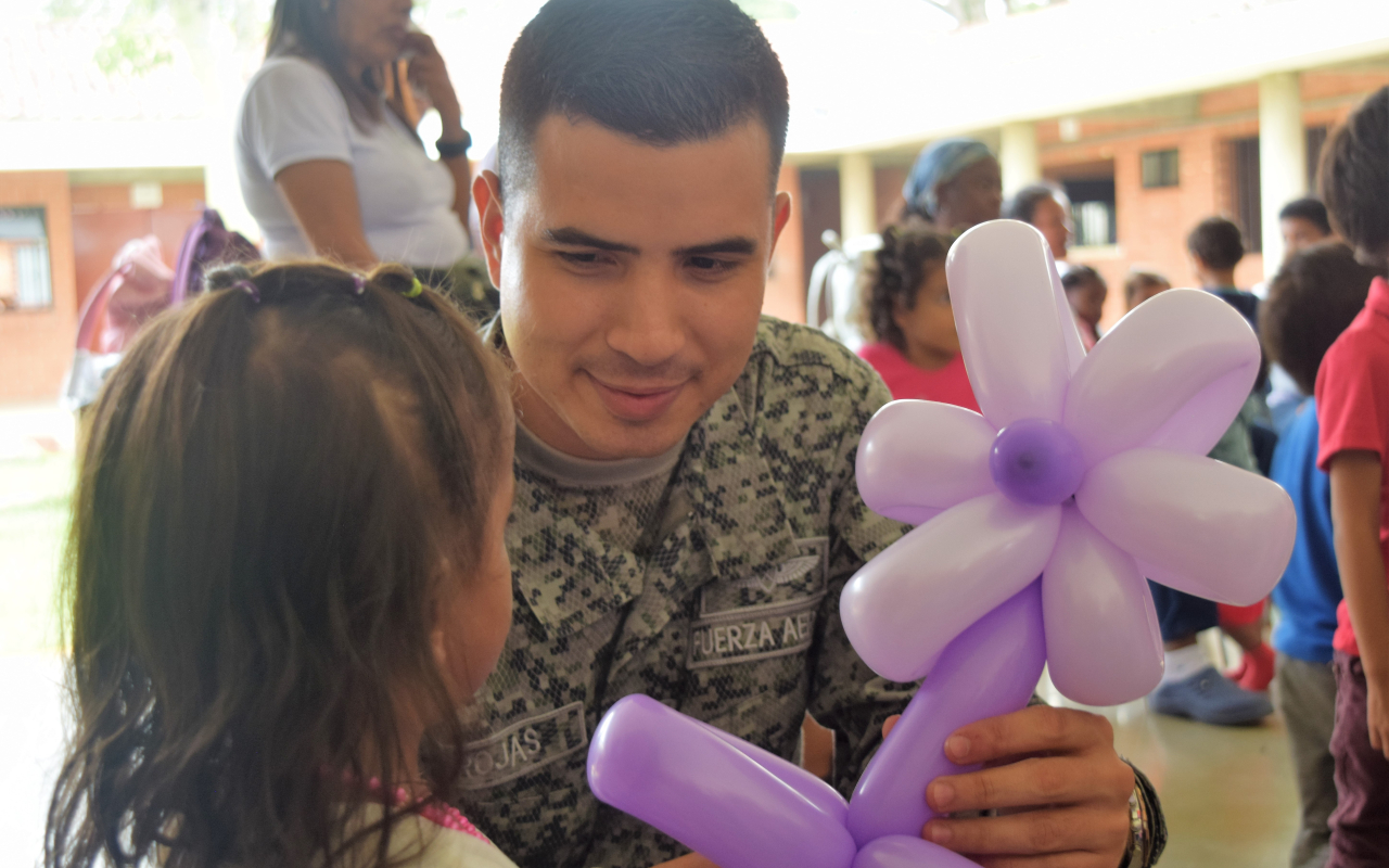 Niños y niñas de la Fundación Chiquitines recibieron jornada de recreación 