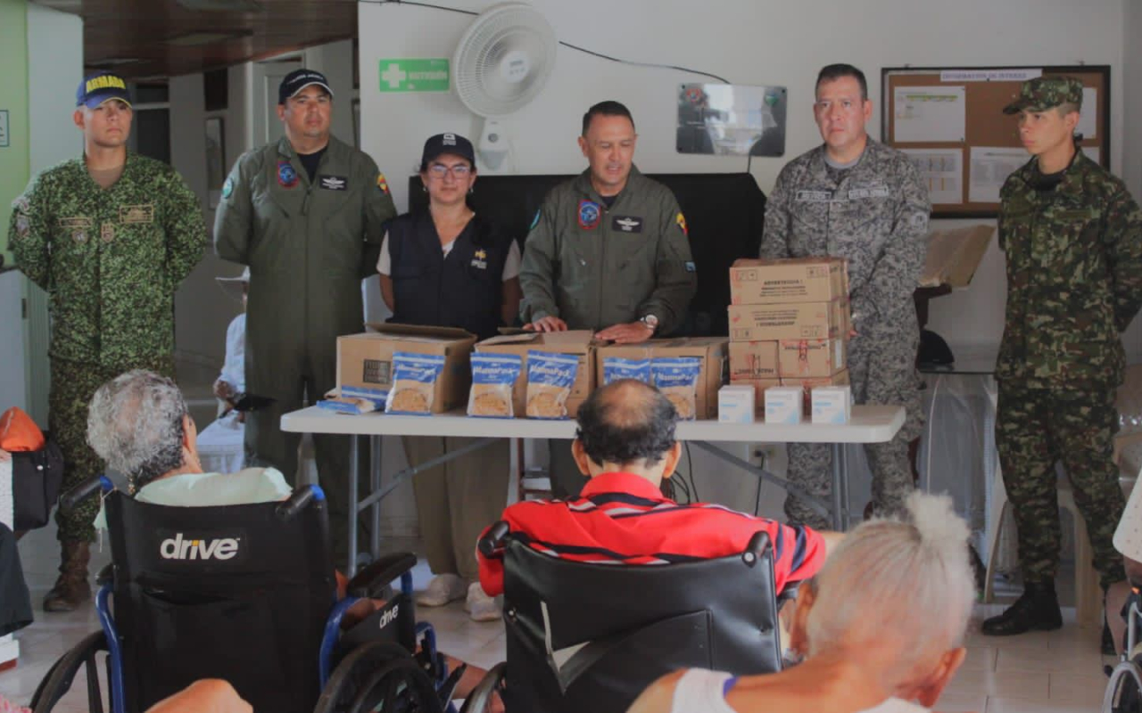 Con jornada de apoyo al desarrollo se beneficia la comunidad isleña y raizal de San Andrés 