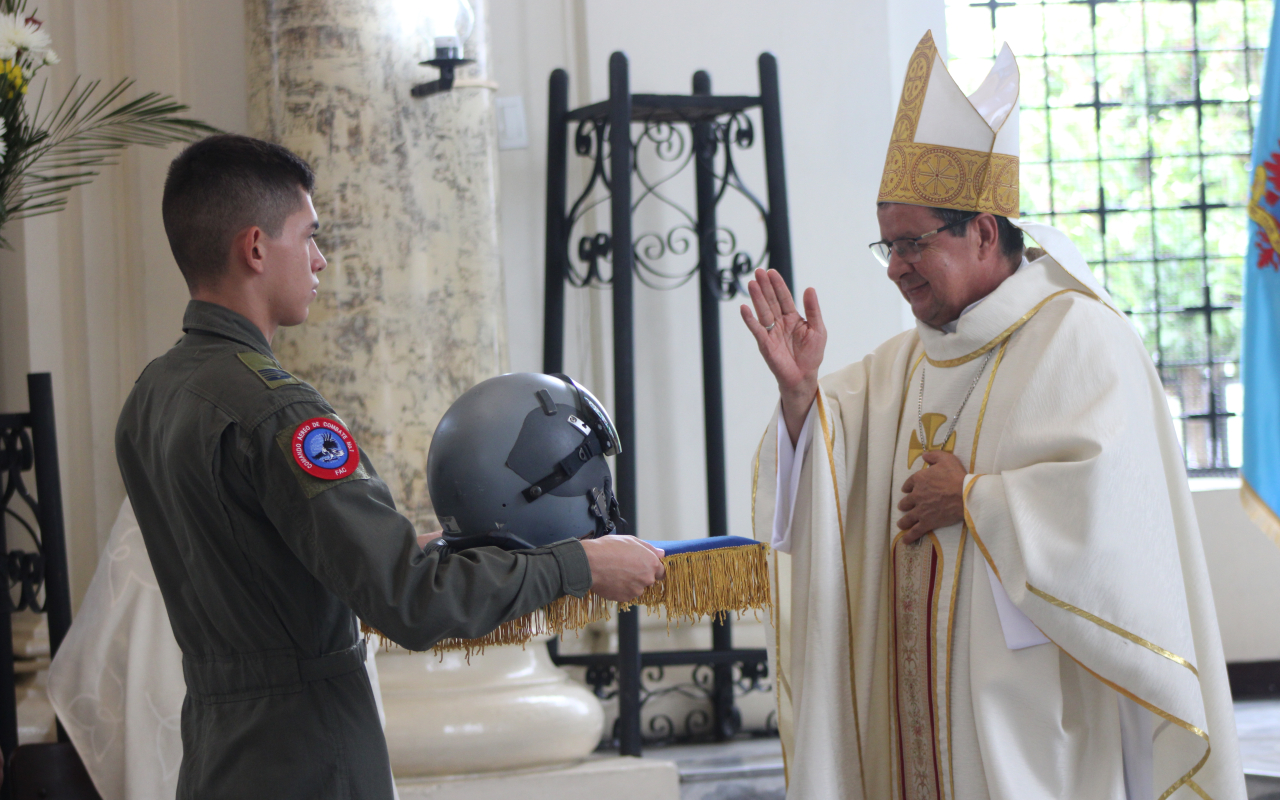 Con solemnes actos inicia la conmemoración de los 90 años del Comando Aéreo de Combate No.1