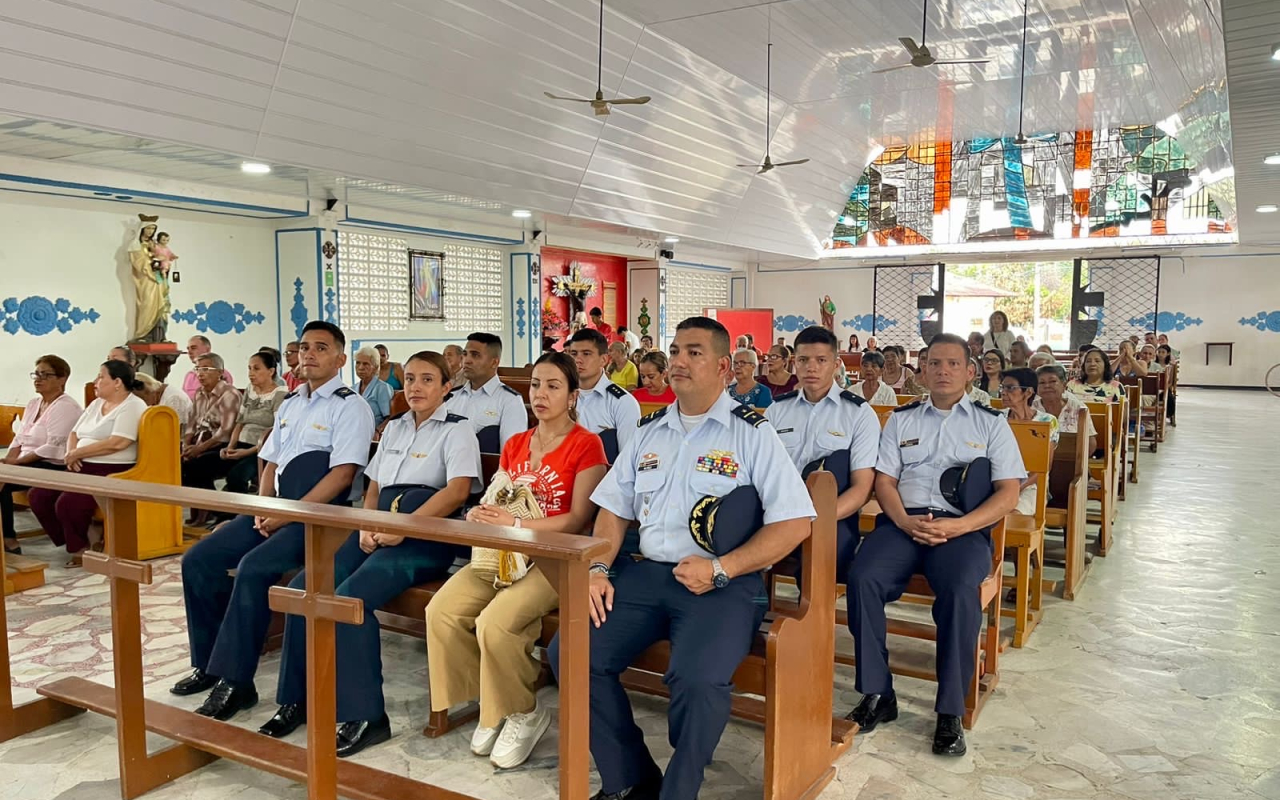Llegó la navidad azul al municipio de Flandes