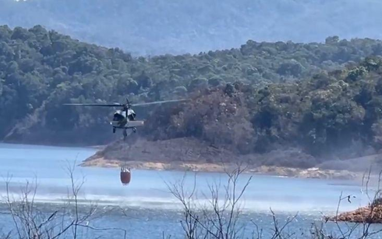 Más de 100 horas de vuelo han sido empleadas en apoyo a la extinción de incendios forestales