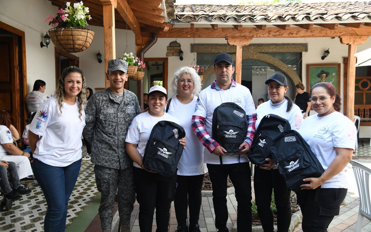 Su Fuerza Aeroespacial Colombiana se unió a la conmemoración del Día Mundial de las Enfermedades Huérfanas