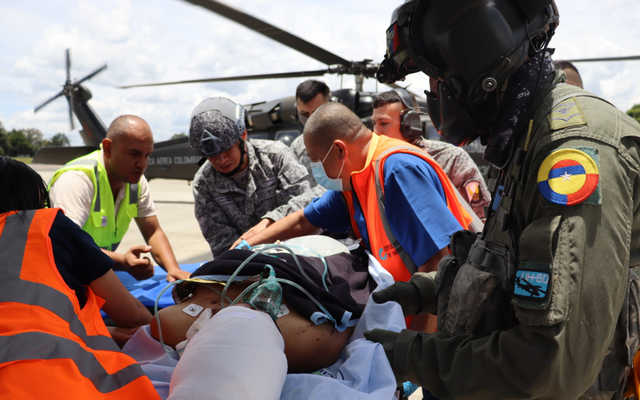 Menor de edad en estado crítico fue transportada por su Fuerza Aérea hasta Popayán