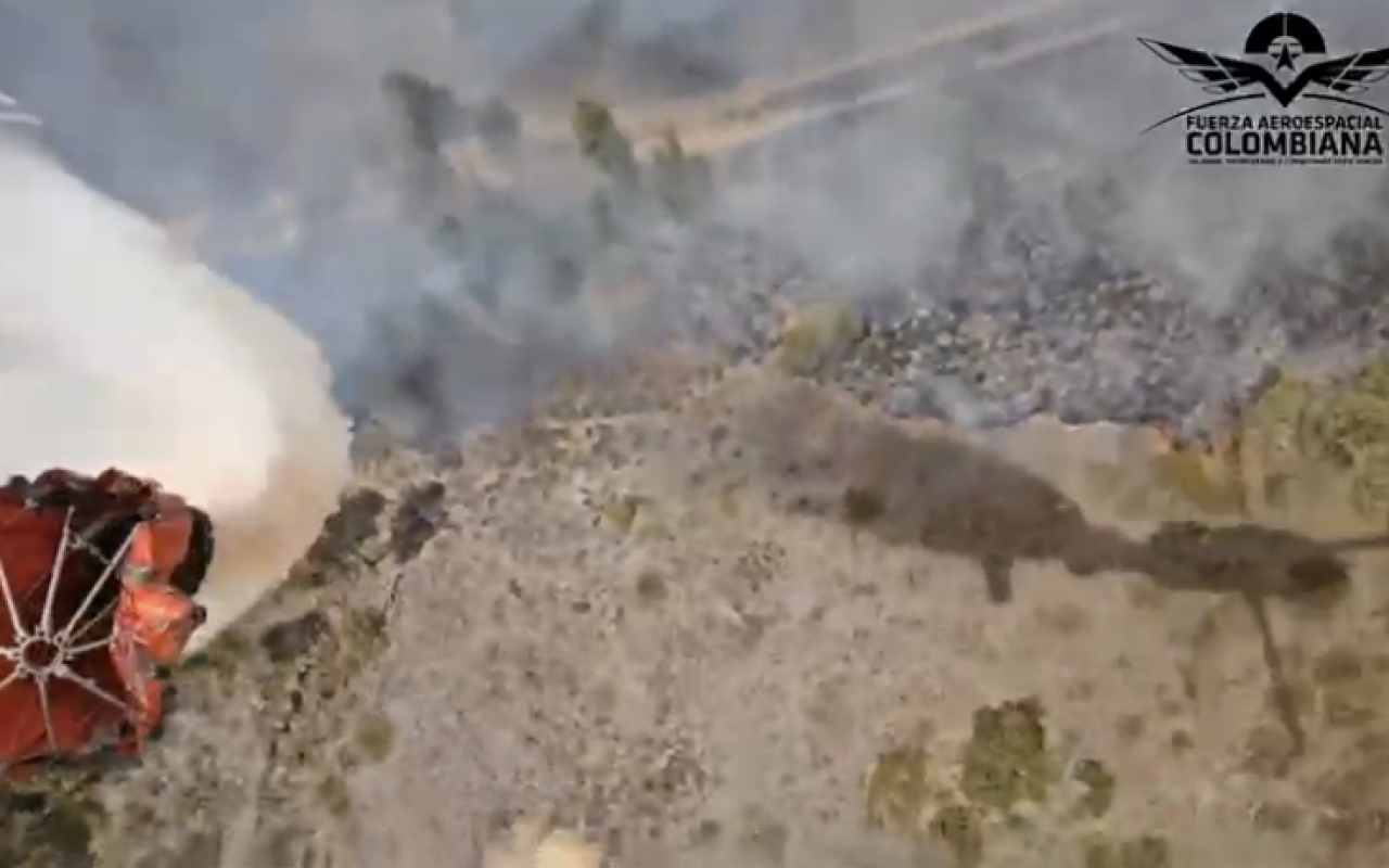 Persisten los esfuerzos para combatir el incendio en Corrales- Boyacá 
