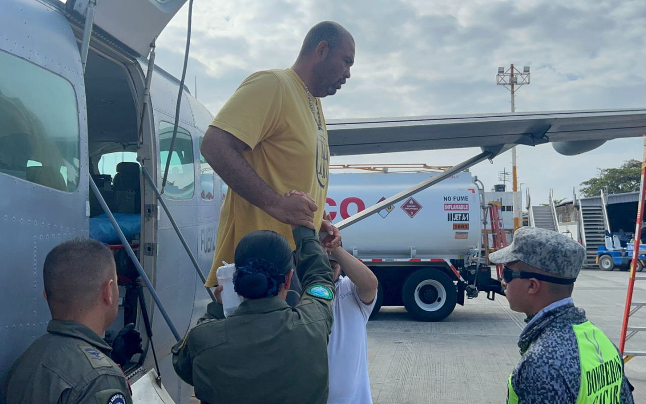 Traslado aeromédico en aeronave Caravan C208-B medicalizada desde providencia hasta San Andrés