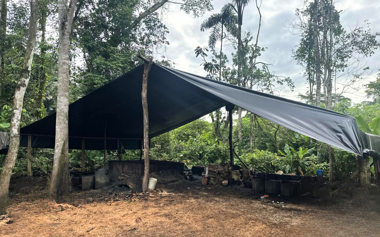 Destruido un laboratorio de sustancias químicas usadas en la producción de clorhidrato de cocaína