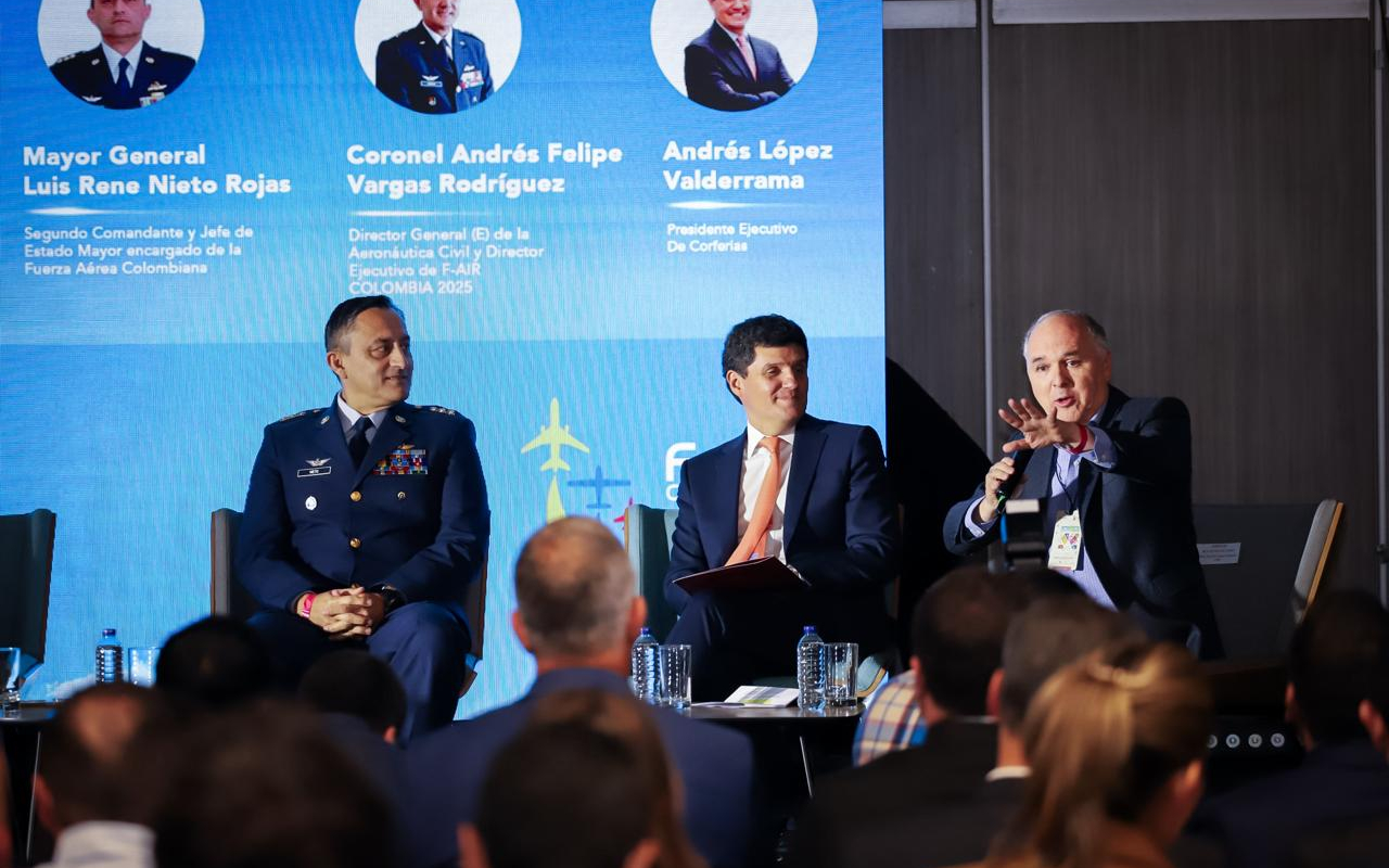 la Feria Aeronáutica que impulsa la industria aérea y aeroespacial