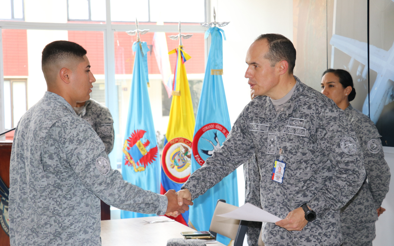 Con gratitud y orgullo jóvenes soldados fueron despedidos del CATAM