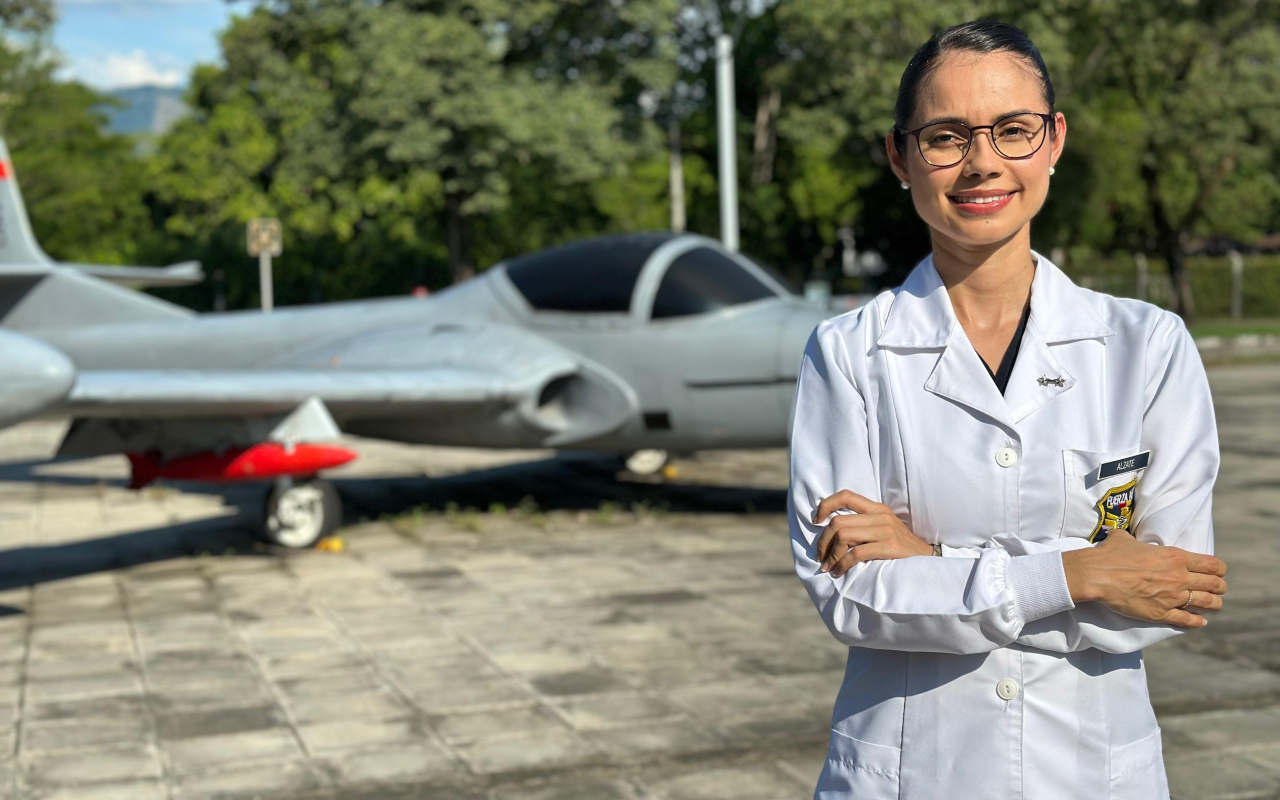 Odontóloga militar al servicio de la nación, transforma vidas y sonrisas