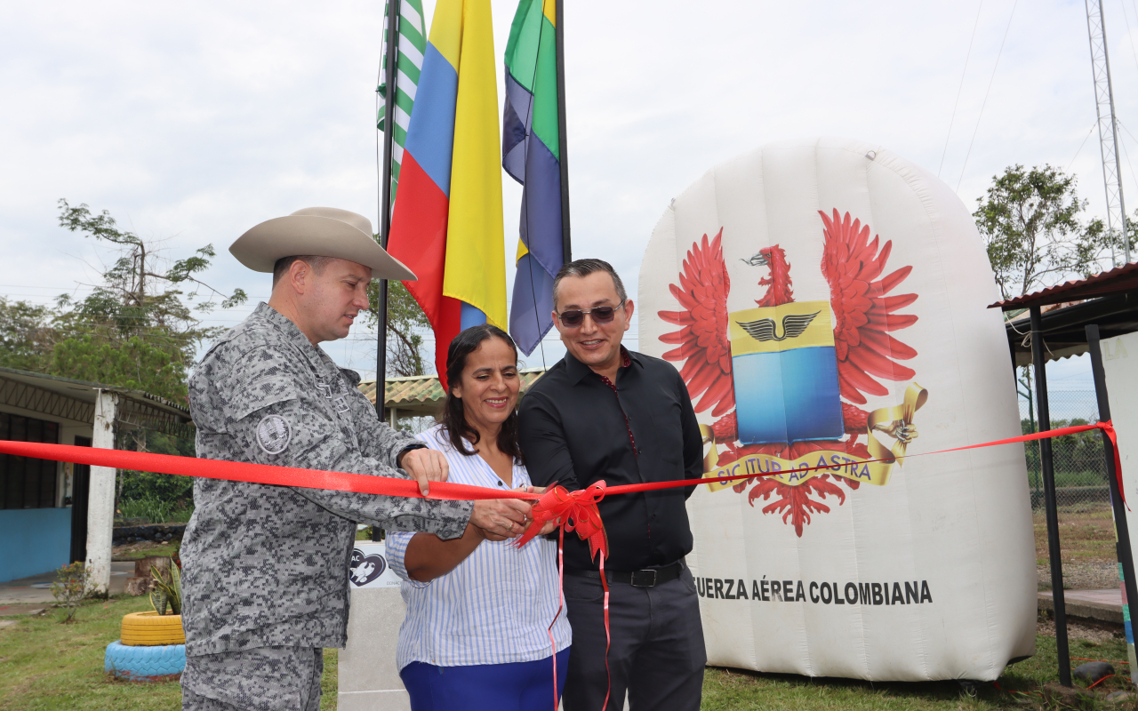 “Gracias por su invaluable apoyo para nuestra Escuela”:  Docente I.E. Apiay 