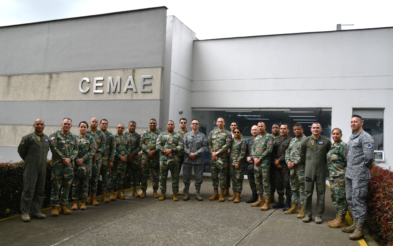 Visita geoestratégica de la Fuerza Aérea de República Dominicana fortalece cooperación