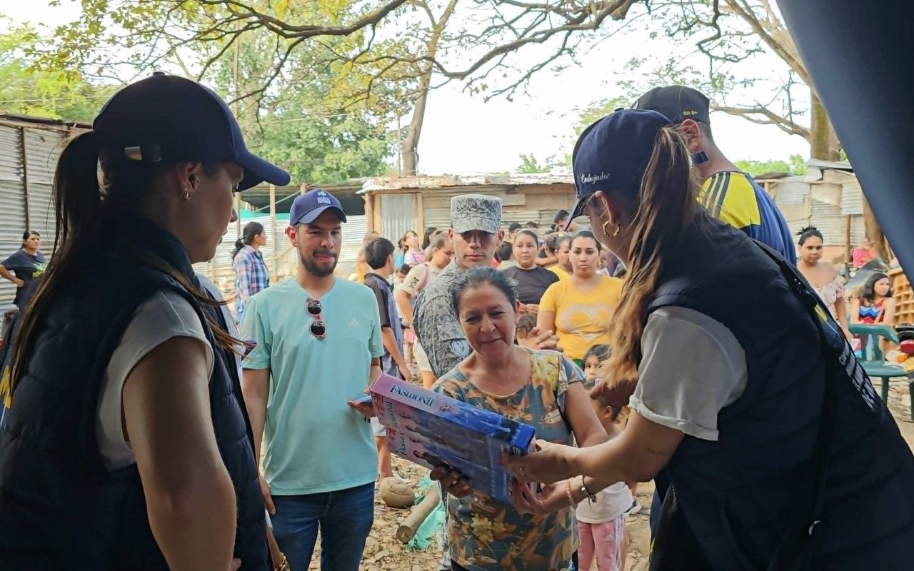 Más de 600 regalos iluminan la Navidad de niños y niñas en Casanare