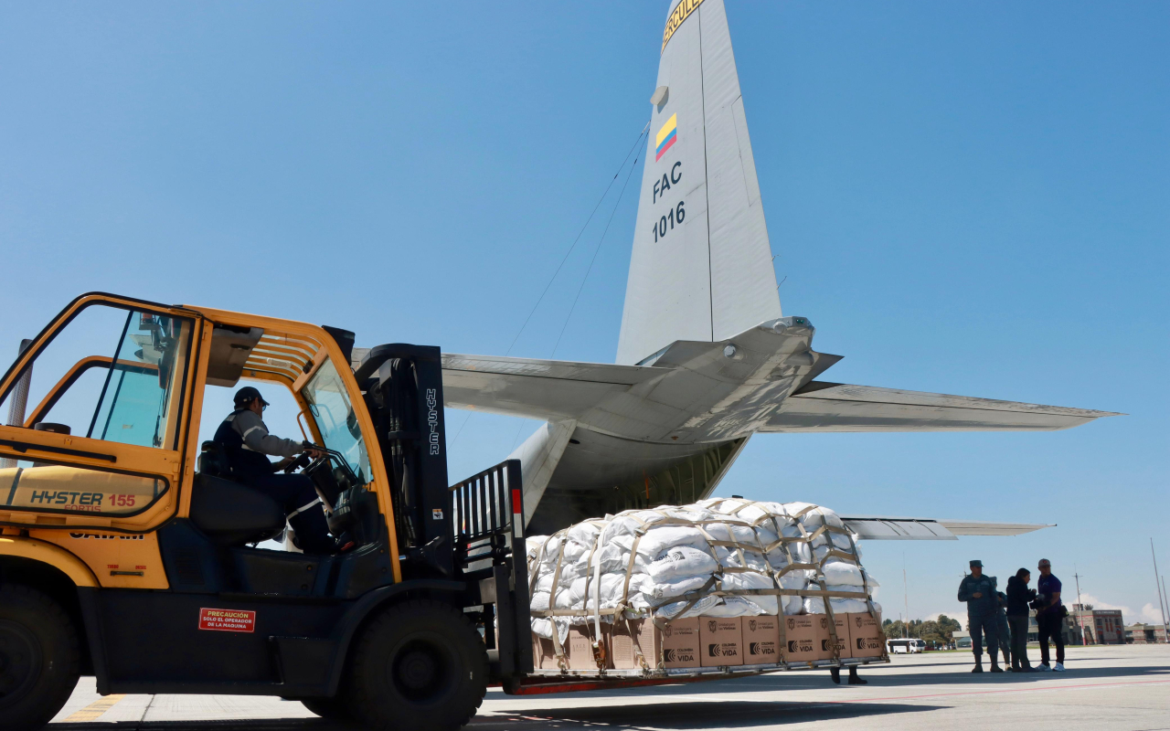 13 toneladas más de ayuda humanitaria transportó la Fuerza Aeroespacial Colombiana