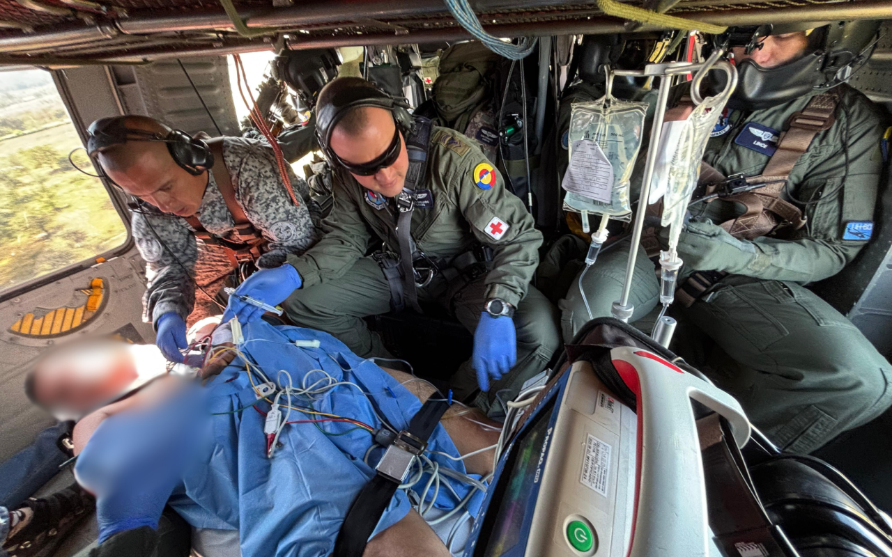 Víctima de ataque terrorista en Cesar fue trasladado por la Fuerza Aeroespacial