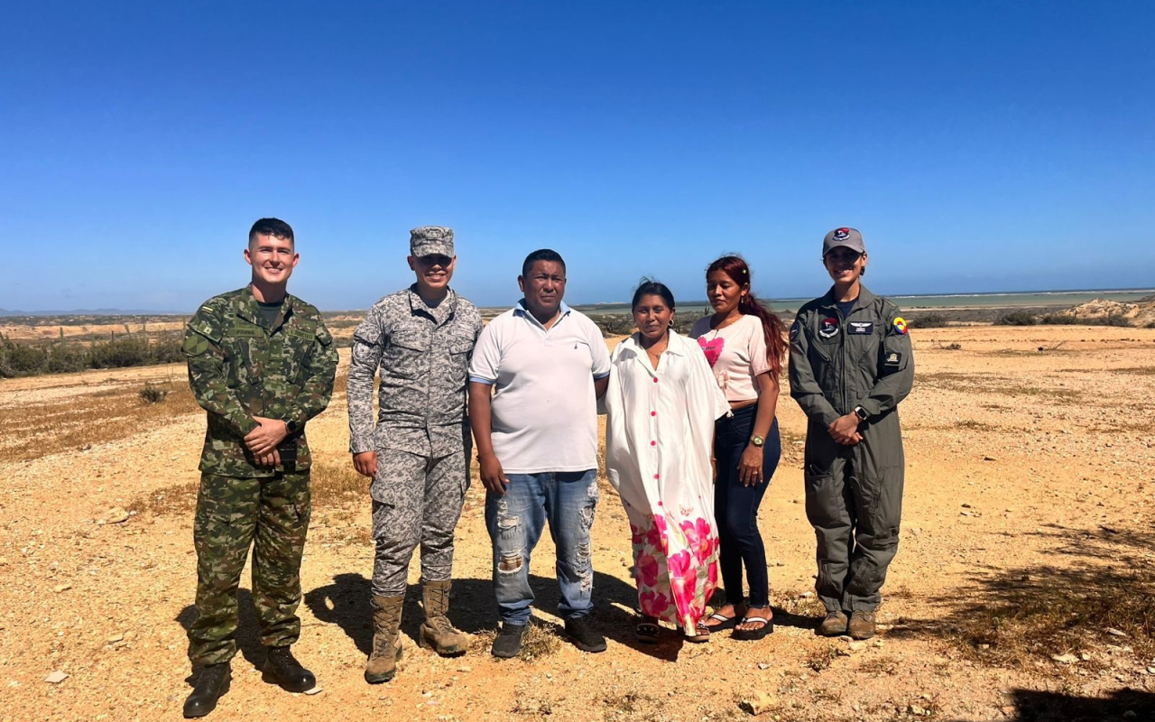 Entrega de regalos en la Guajira, fue realizada por la Fuerza Aeroespacial