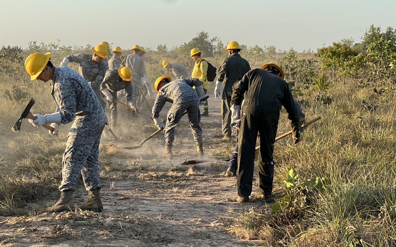 Bomberos de Yopal capacitan a personal militar y civil del GAORI