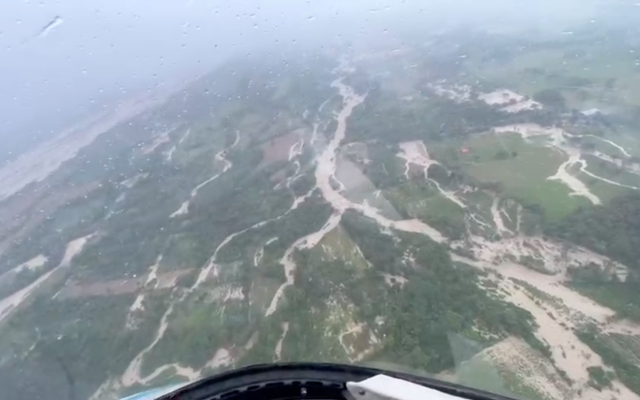 Reconocimiento aéreo tras emergencia por creciente del río Ariari en el Meta