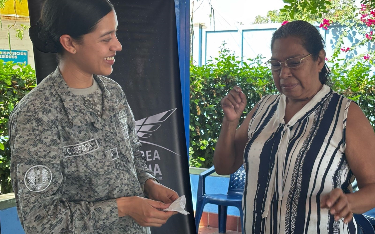 Gafas formuladas fueron entregadas en Malambo para beneficio de sus habitantes