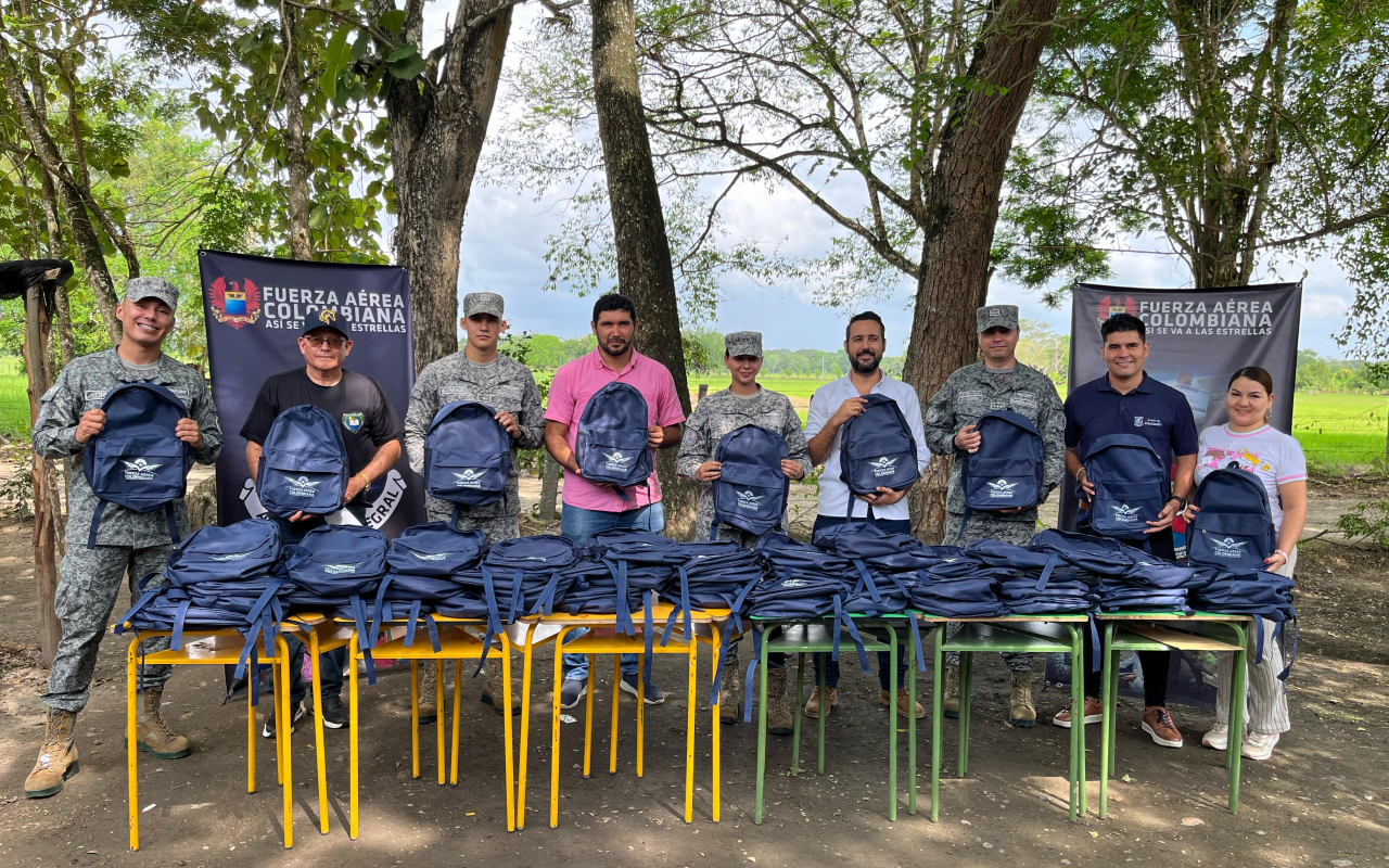 Kits escolares fortalecen la educación en zona rural de La Dorada, Caldas