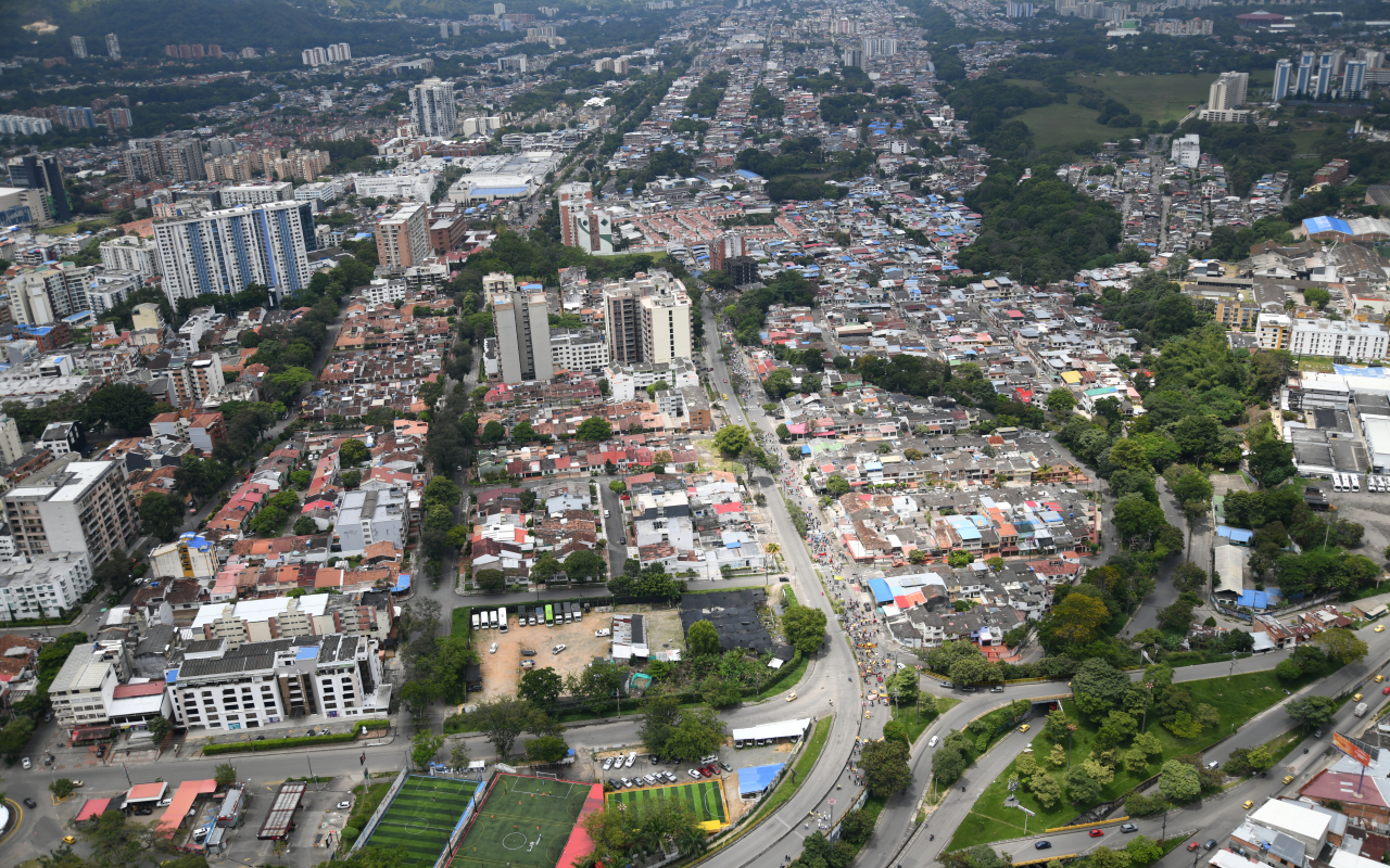 Así se desarrolló el despliegue aéreo durante marchas en Tolima y Huila