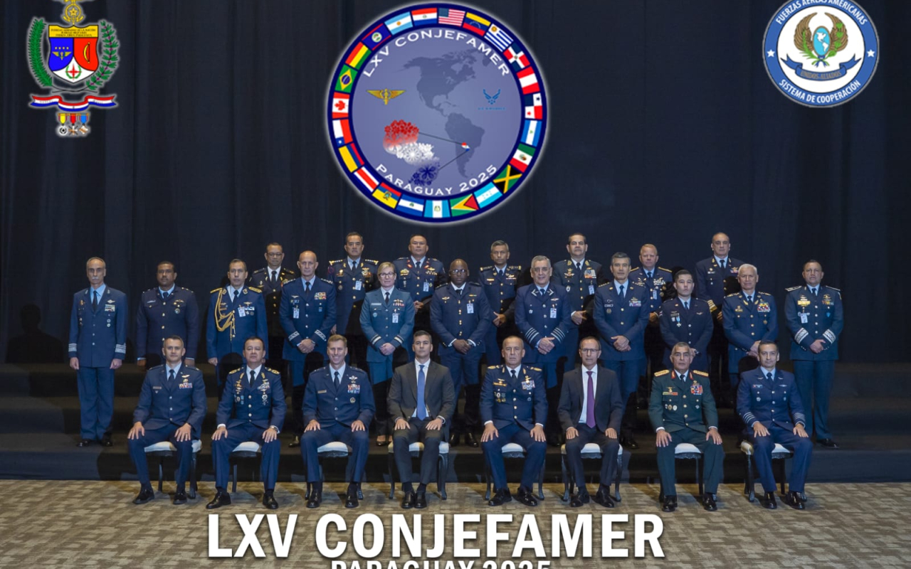 Comandantes de las Fuerzas Aéreas del continente Americano se reúnen para fortalecer la cooperación hemisférica   
