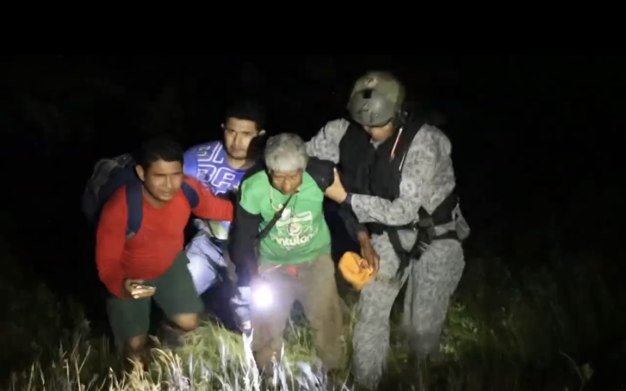 Rescate de ocho personas en área rural de Paratebueno, Cundinamarca