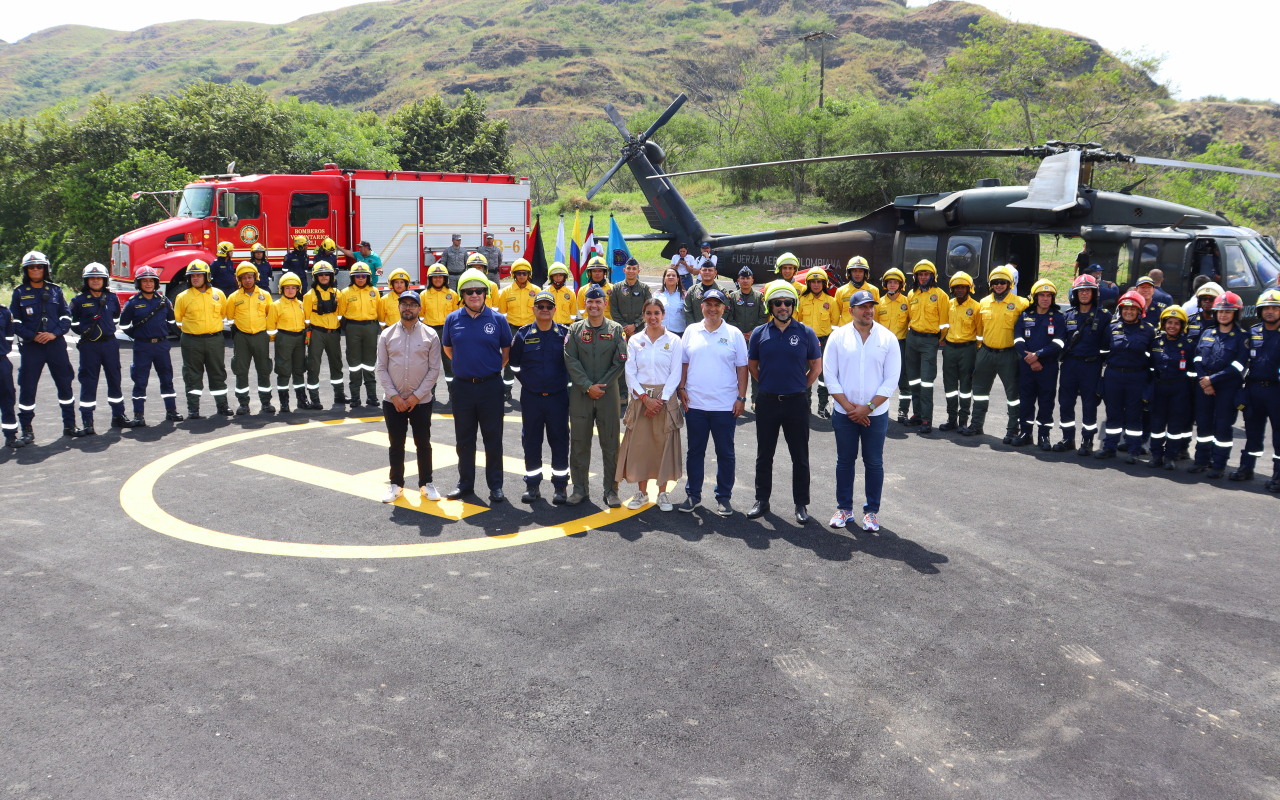 Cali inaugura la primera Helibase contra incendios forestales en Colombia