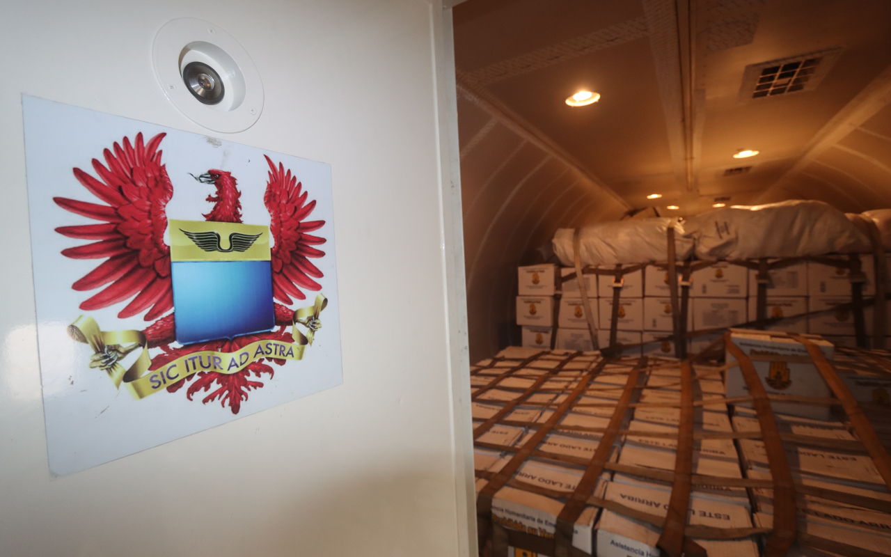 Continúa el transporte de ayudas humanitarias para Inírida, Guainía