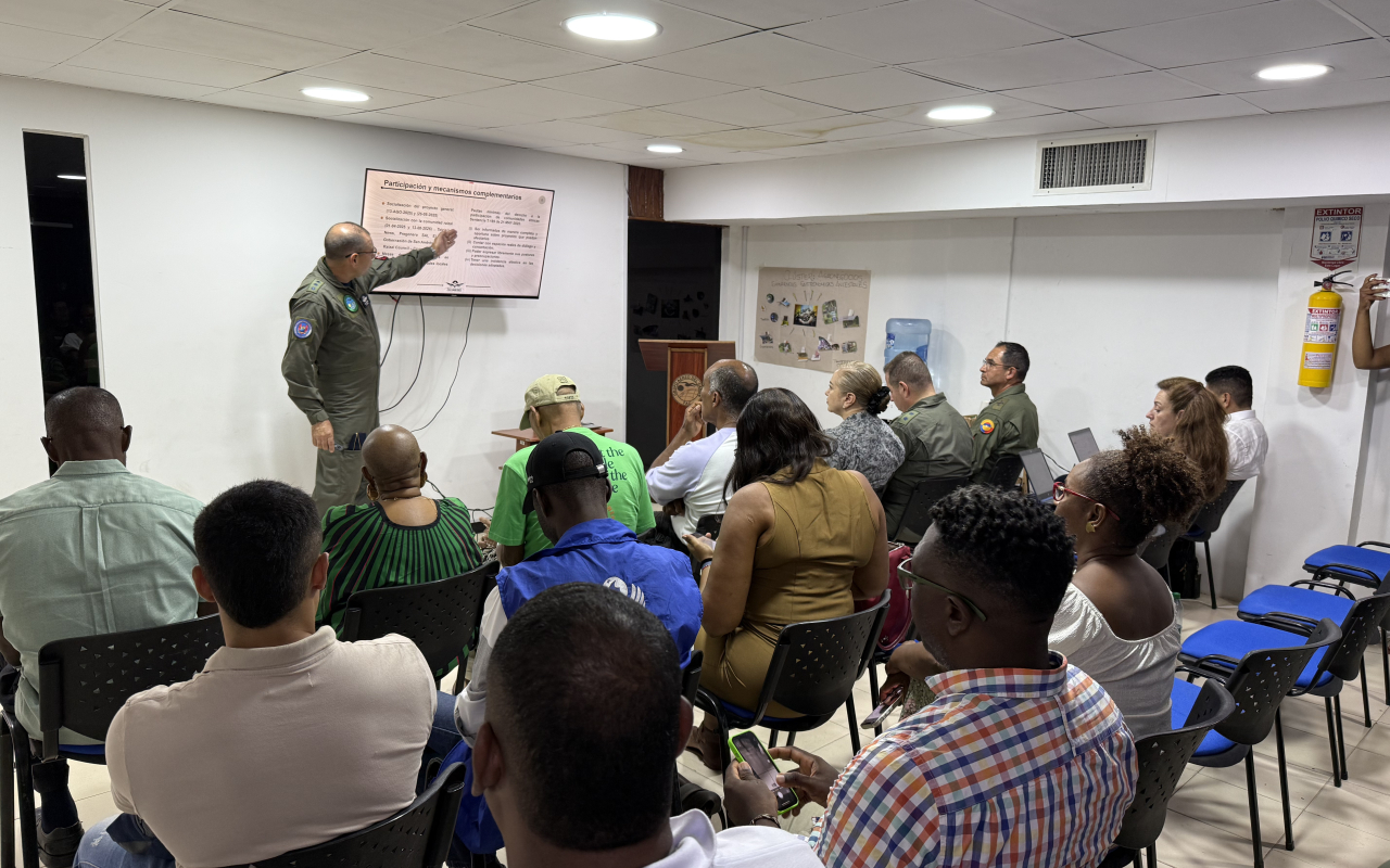 Socialización de proyecto para mejorar conectividad aérea en el archipiélago