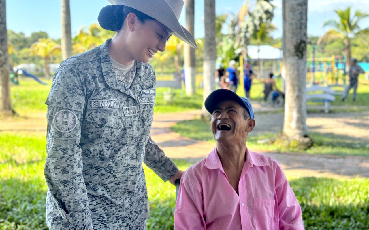 Abuelitos del Club Adulto Mayor Laguna Viva vivieron un día de bienestar