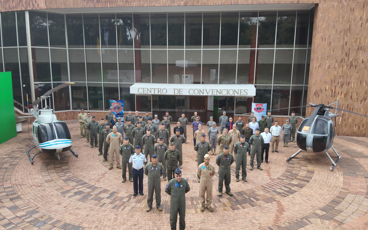 VIII Congreso internacional impulsa la transición del entrenamiento al vuelo por competencias