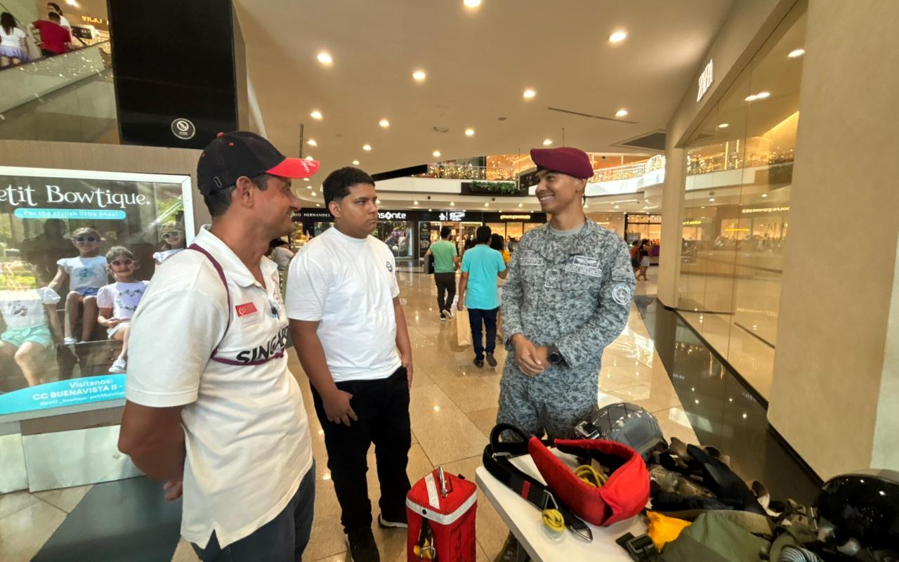 Con muestra de capacidades operacionales, Fuerza Aeroespacial se acerca a la comunidad