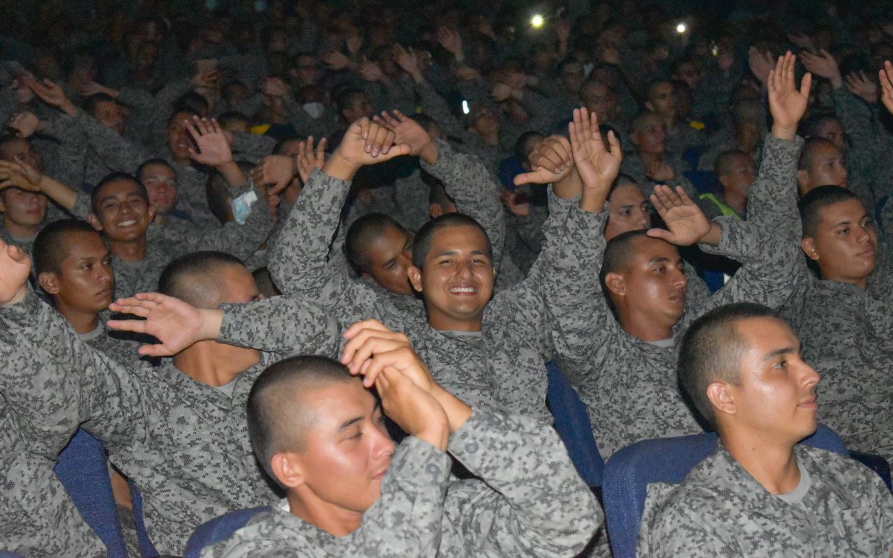 Noche del Soldado: un homenaje para quienes diariamente protegen a Colombia 