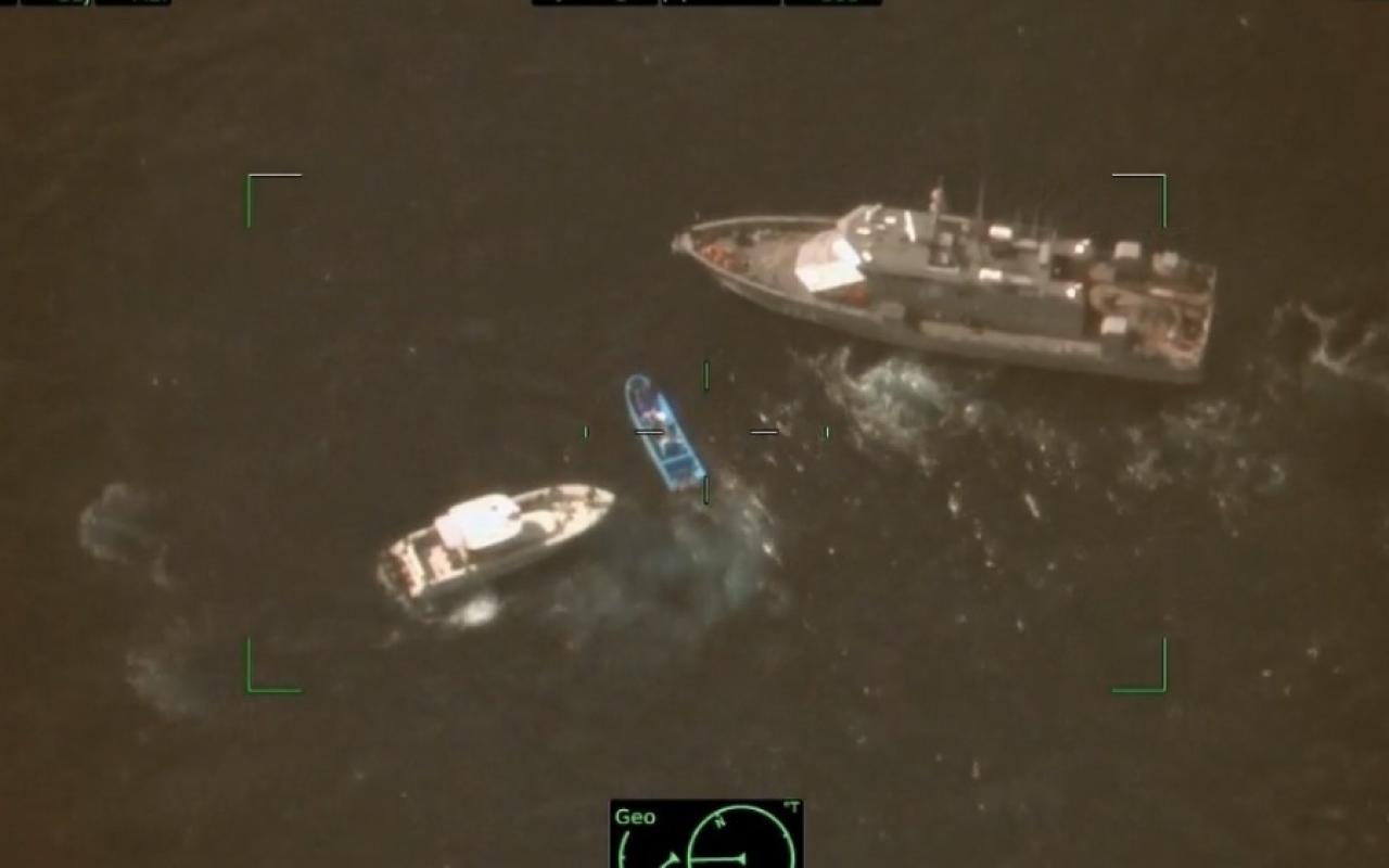 Operación combinada permitió interdicción de embarcación ilegal en el mar Caribe