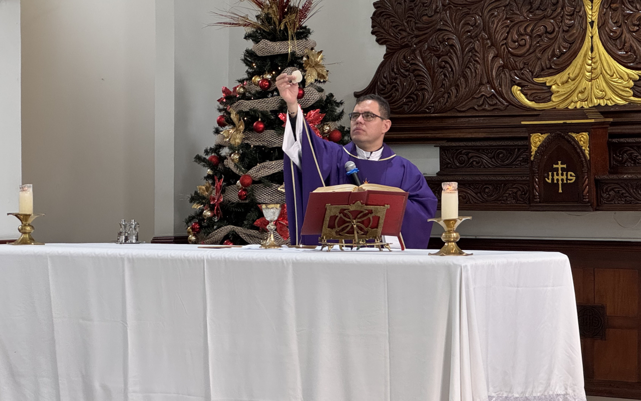 La Base Aérea Marco Fidel Suárez conmemoró el Día Internacional de los Derechos Humanos
