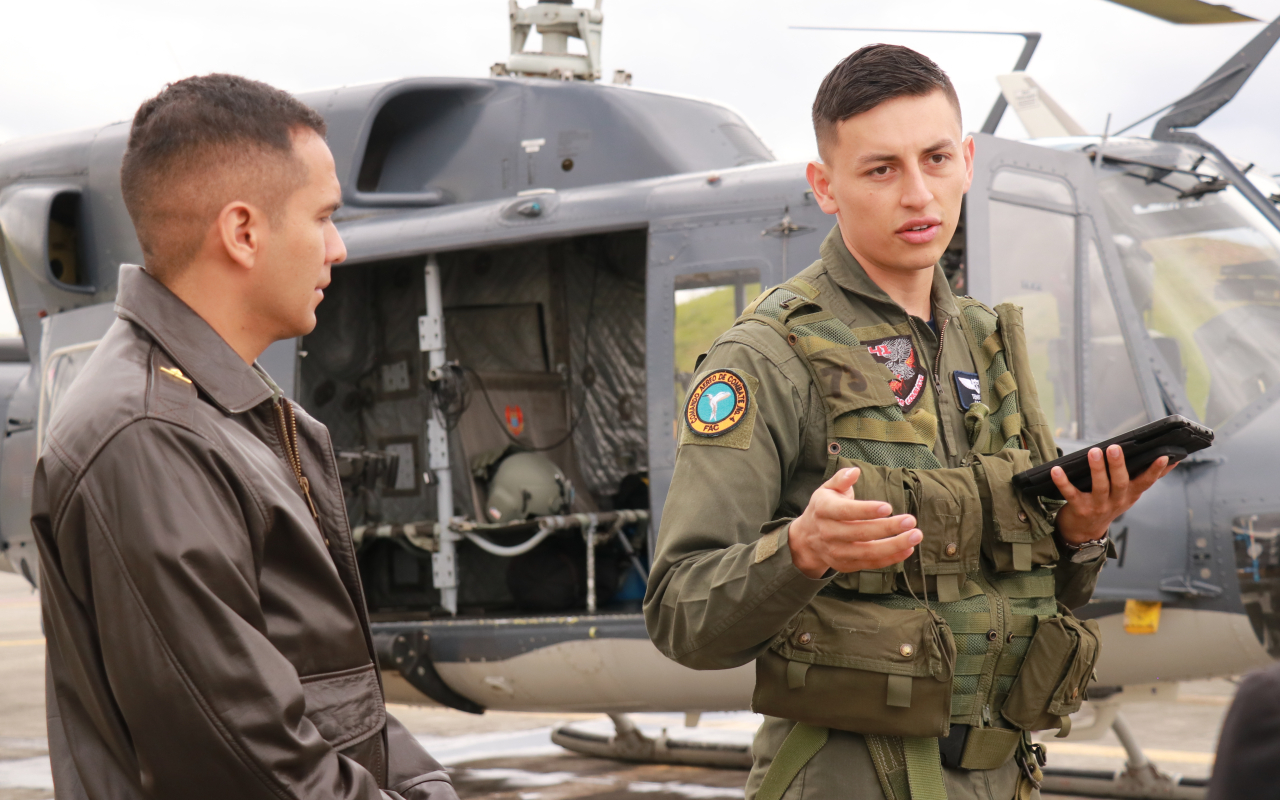 Patrullajes aéreos refuerzan seguridad  de viajeros que retornan a Bogotá