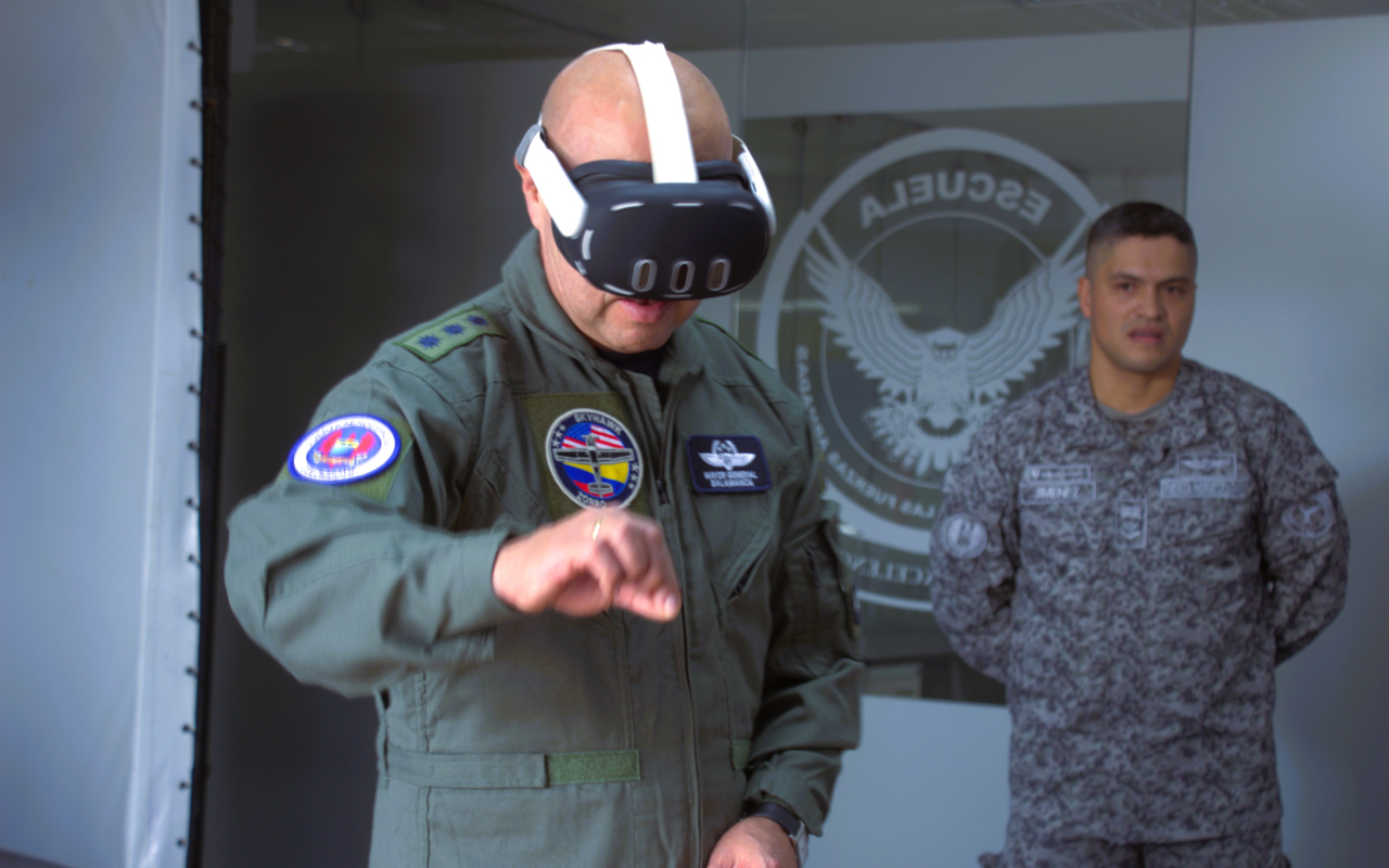 Tecnología aplicada a la formación de pilotos de helicópteros impulsa innovación operacional