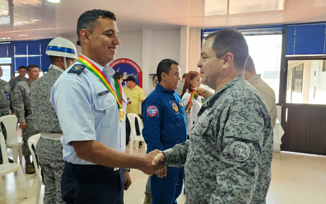 Condecoración Juan Nepomuceno Moreno exalta labor de la Institución Aérea en Casanare