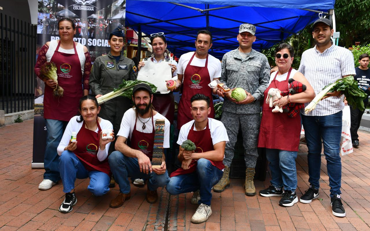Mercado Campesino impulsa el desarrollo económico y social de familias campesinas
