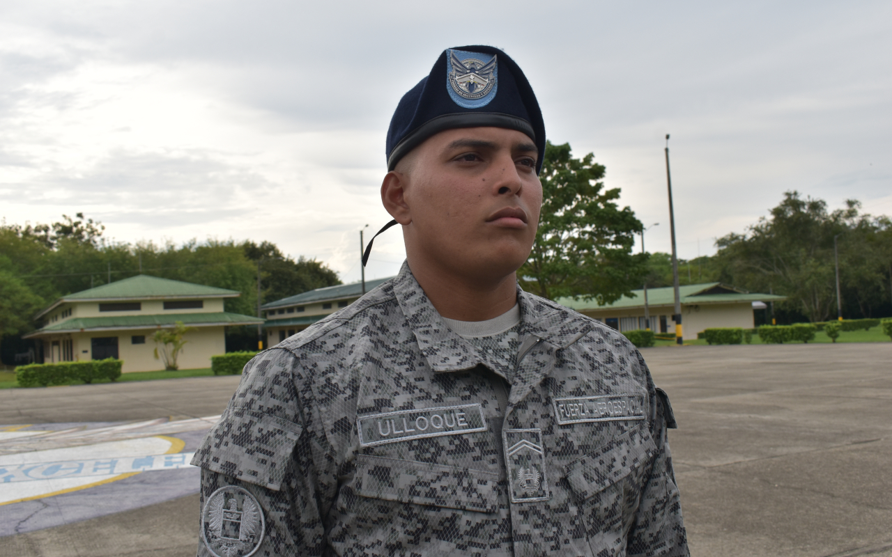 Entre la paternidad y el uniforme, Soldado Profesional forja su futuro