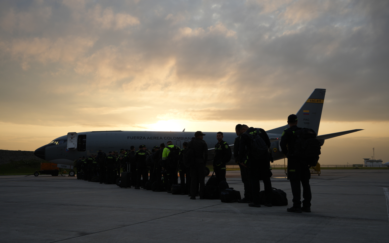 Gran despliegue aéreo para reforzar seguridad de la próxima jornada electoral en Colombia