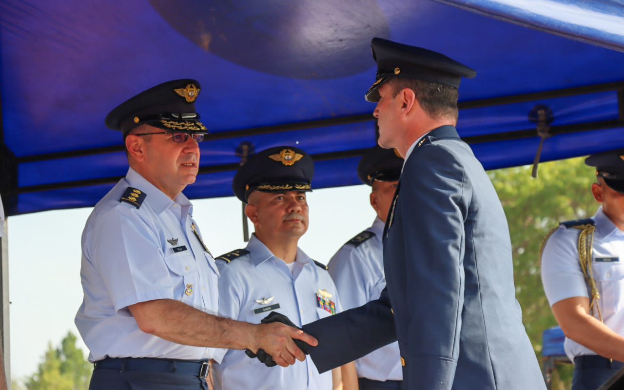 “Qué bueno estar aquí” primeras palabras del nuevo Comandante del GAORI