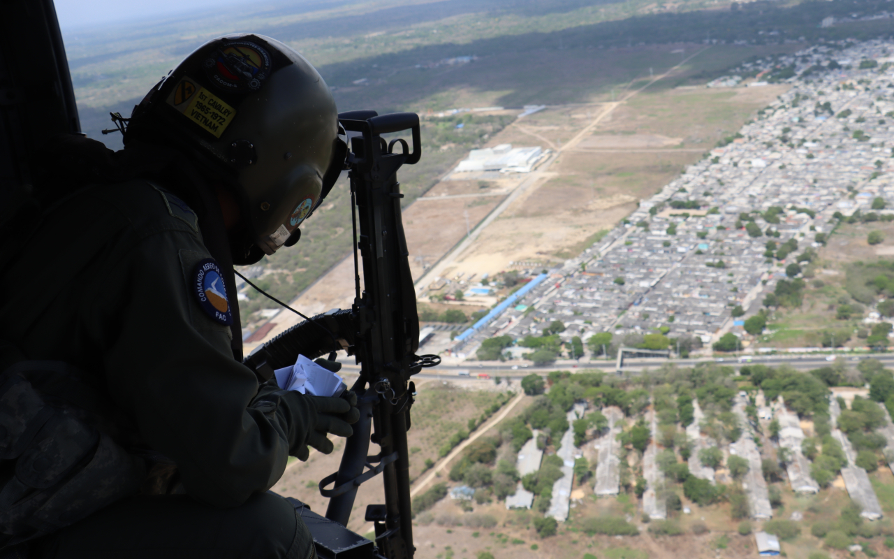 Lanzamiento de volantes, estrategia que fortalece la comunicación con la comunidad