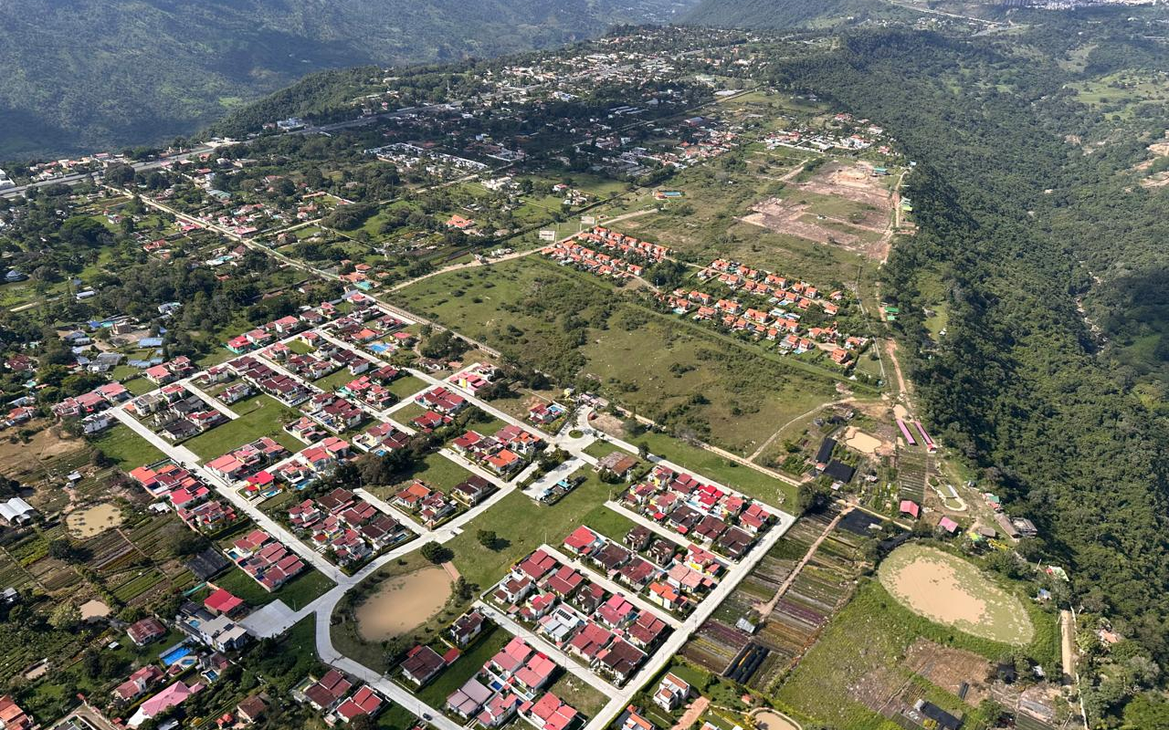 Capacidades helicoportadas acompañan a viajeros y propios en Semana Santa