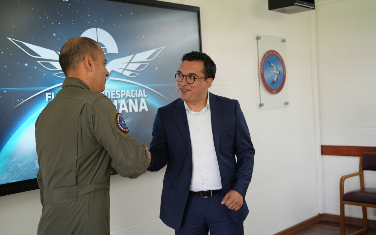 Articulación de esfuerzos en seguridad entre la Fuerza Aeroespacial y Alcaldía de Cota