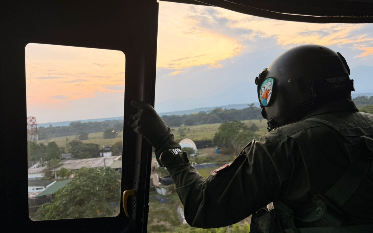Vigilancia aérea previa a elecciones fortalece la seguridad en el suroriente colombiano