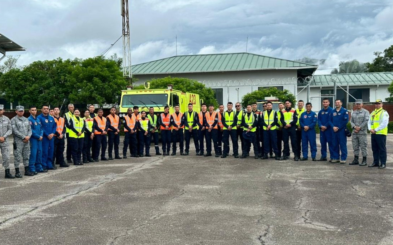 Futuros bomberos entrenaron en escenarios de alta exigencia